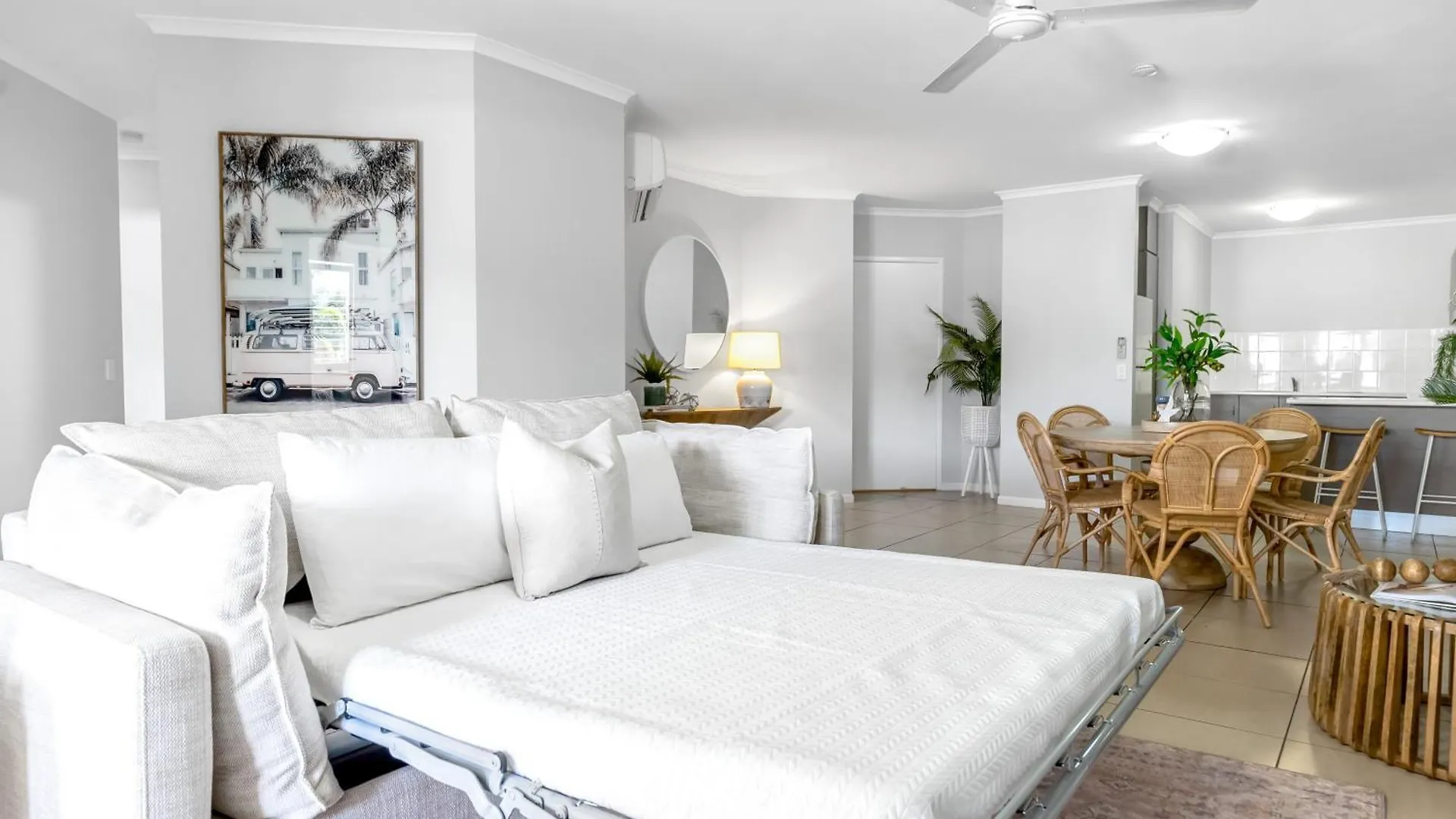Drift At The Edge Apartment Cairns Australia